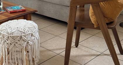 Casa Buda - 10 min airport and 25 min National Park - 150 MB Internet