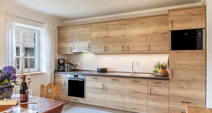 Ferienwohnung 'Lina' mit Gemeinschaftsgarten, Balkon und WLAN