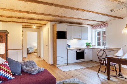 Ferienwohnung 'Lisbeth' mit Gemeinschaftsgarten, Balkon und WLAN