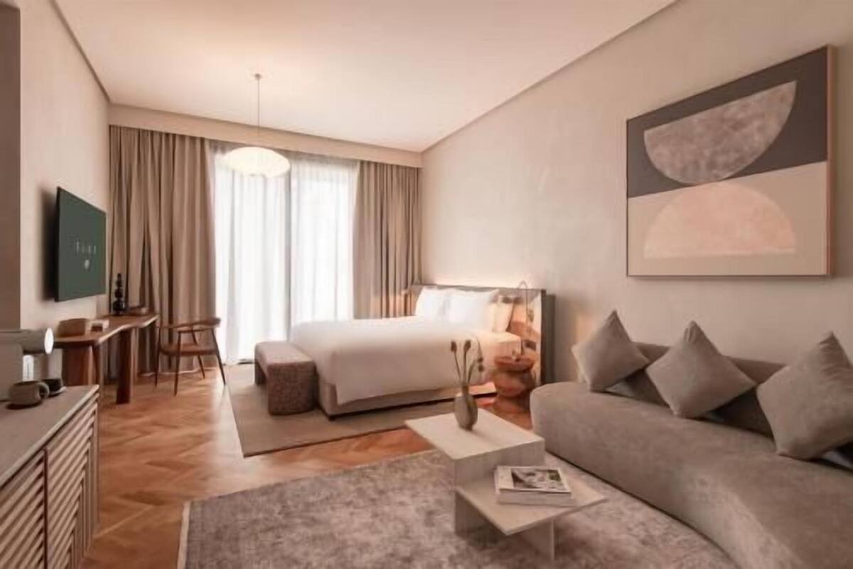 Premium bedding, minibar (some free items), in-room safe