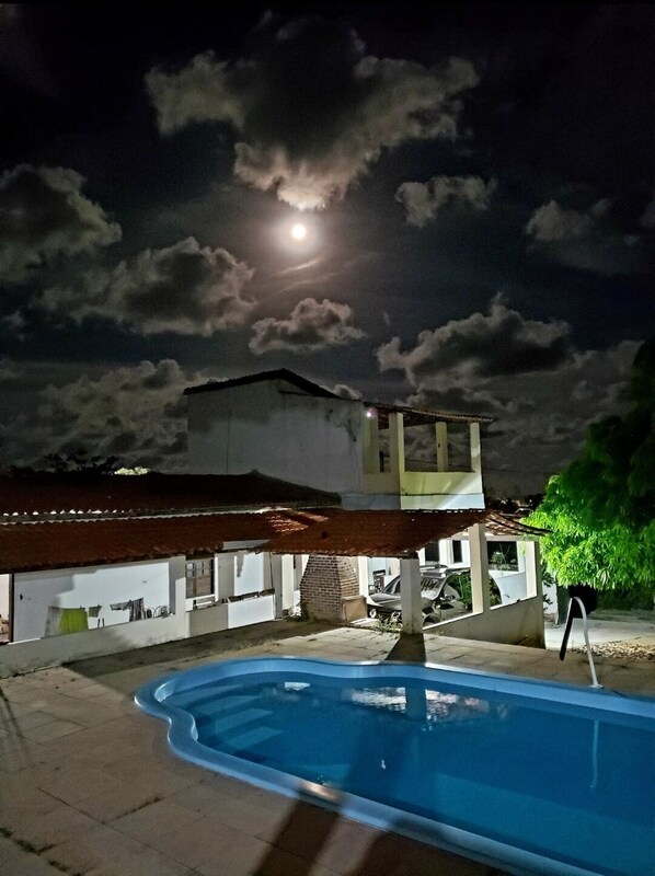 Udendørs pool