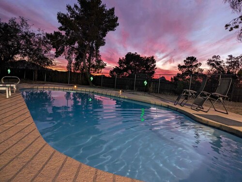 Tucson Pool House, a vacation home with easy access to all Tucson offers