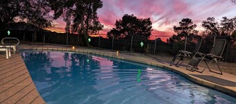 Tucson Pool House, a vacation home with easy access to all Tucson offers