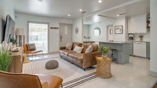 Living area - Walk to AT&T Stadium, Globe Life | Pickleball | Game Room (Arlington)