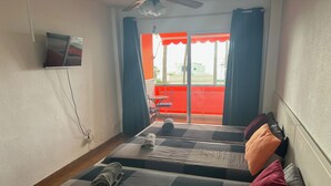 Apartment | Living area | Flat-screen TV - Ocean View Comodoro (Arona)