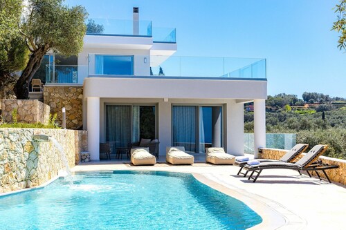 Villa Prokimea - Luxury villa with private pool and seaview in Corfù, Greece