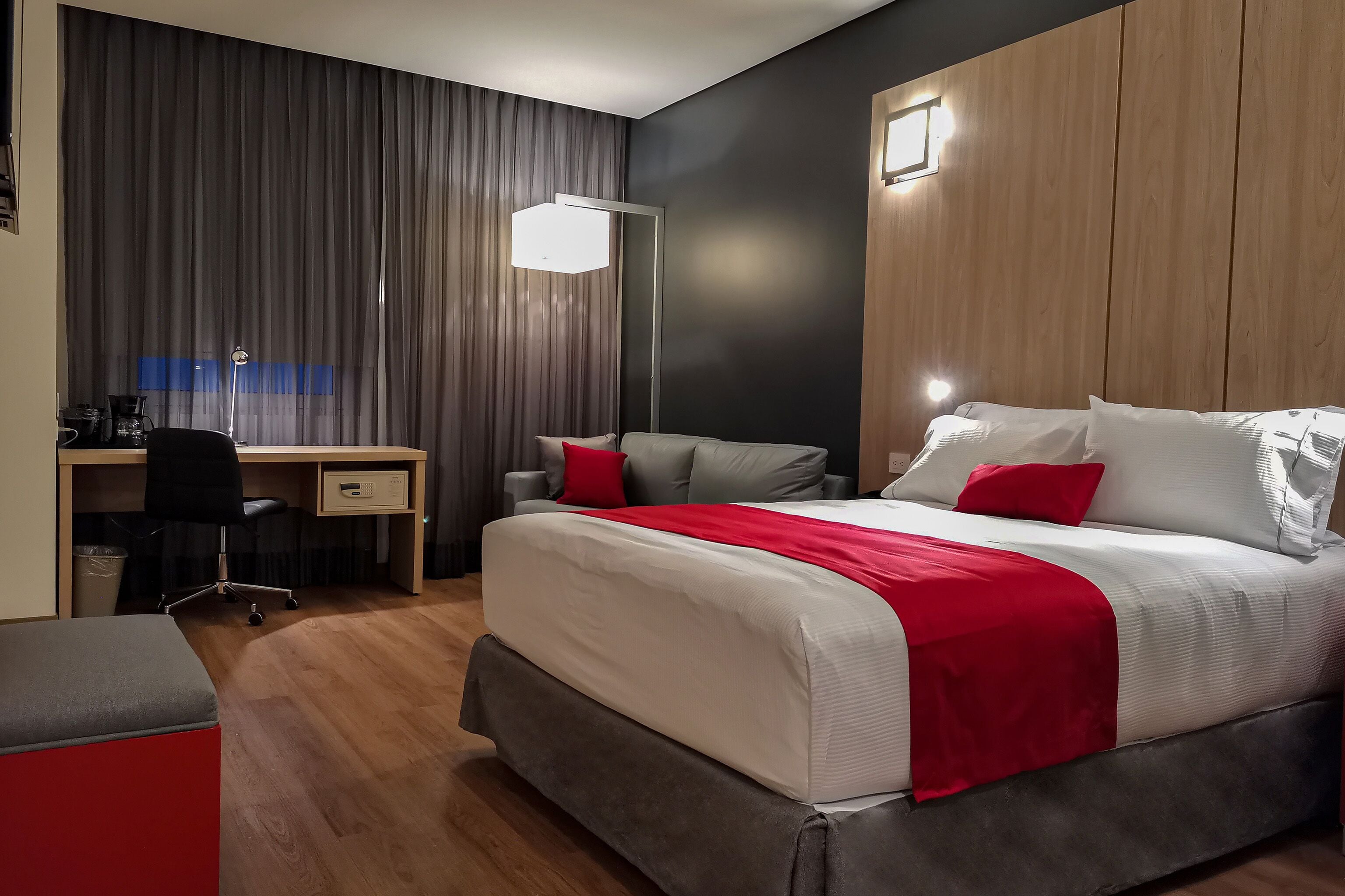 room, 1 queen bed with sofa bed, non smoking | in-room safe, travel cot, free wifi, bed sheets