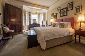 8 Schlafzimmer, Schreibtisch, Bügeleisen/Bügelbrett, Internetzugang