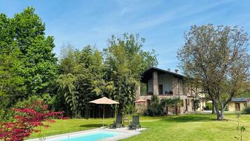 Piscina all'aperto