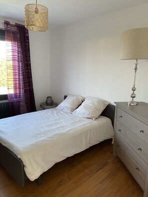 3 chambres, lit parapluie, Wi-Fi, draps fournis