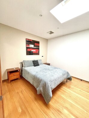 6 Schlafzimmer, Bügeleisen/Bügelbrett, kostenloses WLAN, Bettwäsche