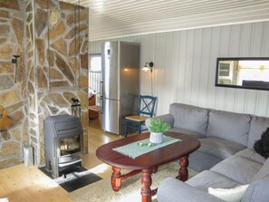 TV, fireplace - Engelbu by Interhome (Eikerapen)