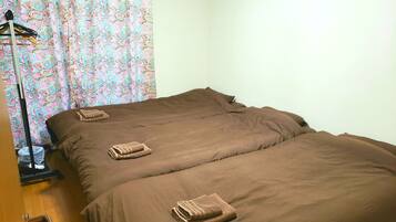 Villa | Hypo-allergenic bedding, iron/ironing board, free WiFi, bed sheets