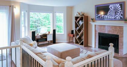 Relaxing home w/king suite in South Anchorage!