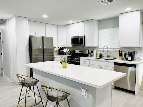 Vegas Oasis with Private Hot Tub and Pool - Near the Strip