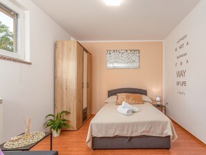 Apartment (Two Bedroom House with Terrace) | 1 bedroom - Holiday Home Snajdar (Klana)