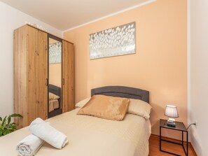 Apartment (Two Bedroom House with Terrace) | 1 bedroom - Holiday Home Snajdar (Klana)