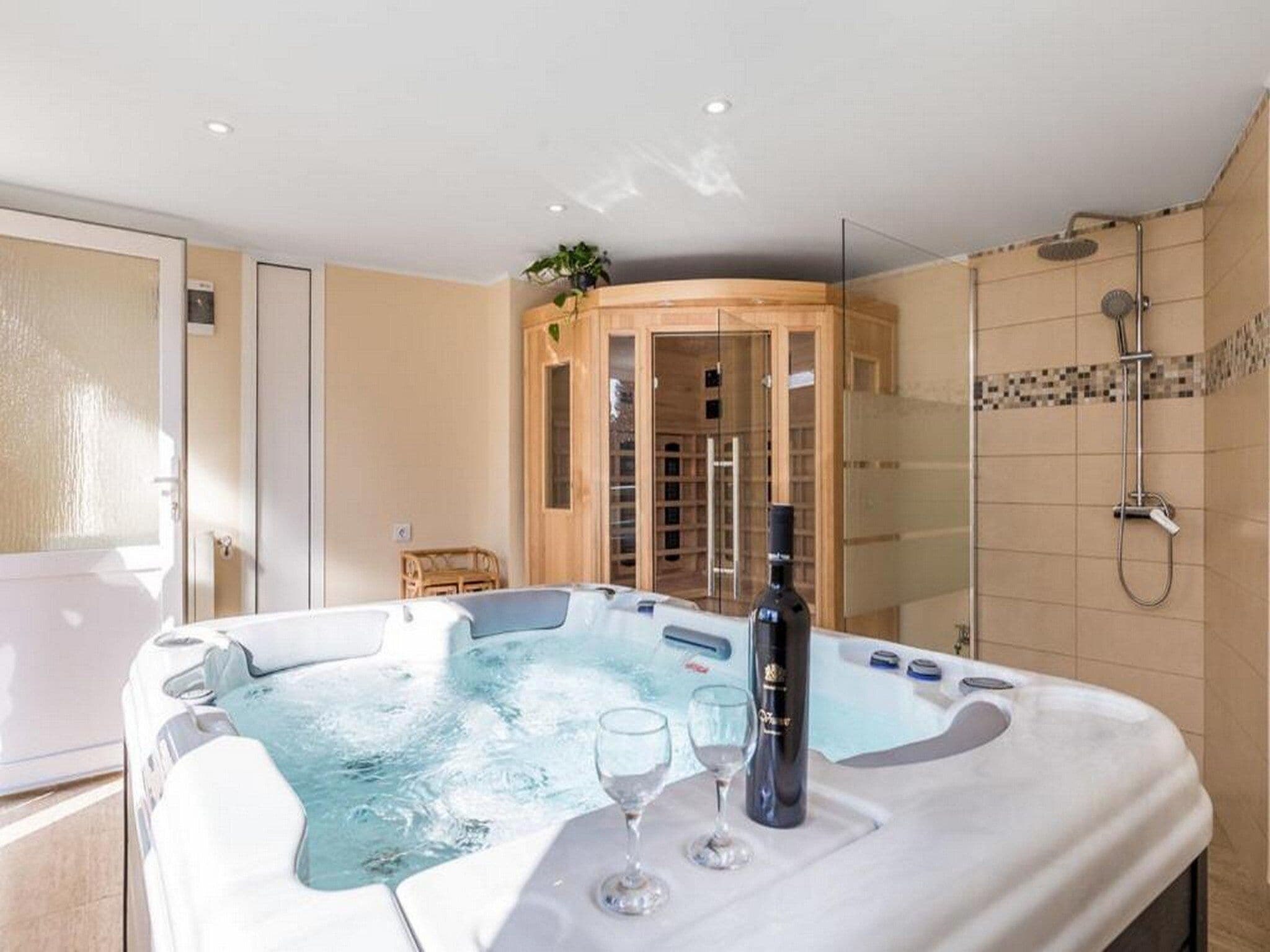 Apartment (Two Bedroom House with Terrace) | Private spa tub
