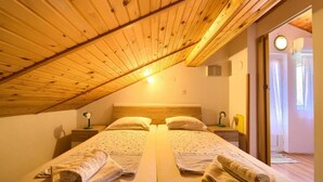 Apartment (One Bedroom Apartment with Terrace) | 3 bedrooms - Apartments Ankica (Dobrinj)