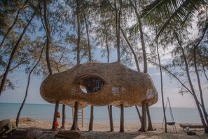 Building design - Hola Beach-Beach Club & Eco Glamping Resort (Ham Thuan Nam)