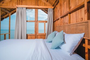 Seaview Couple Beach Hut | Living room - Hola Beach-Beach Club & Eco Glamping Resort (Ham Thuan Nam)