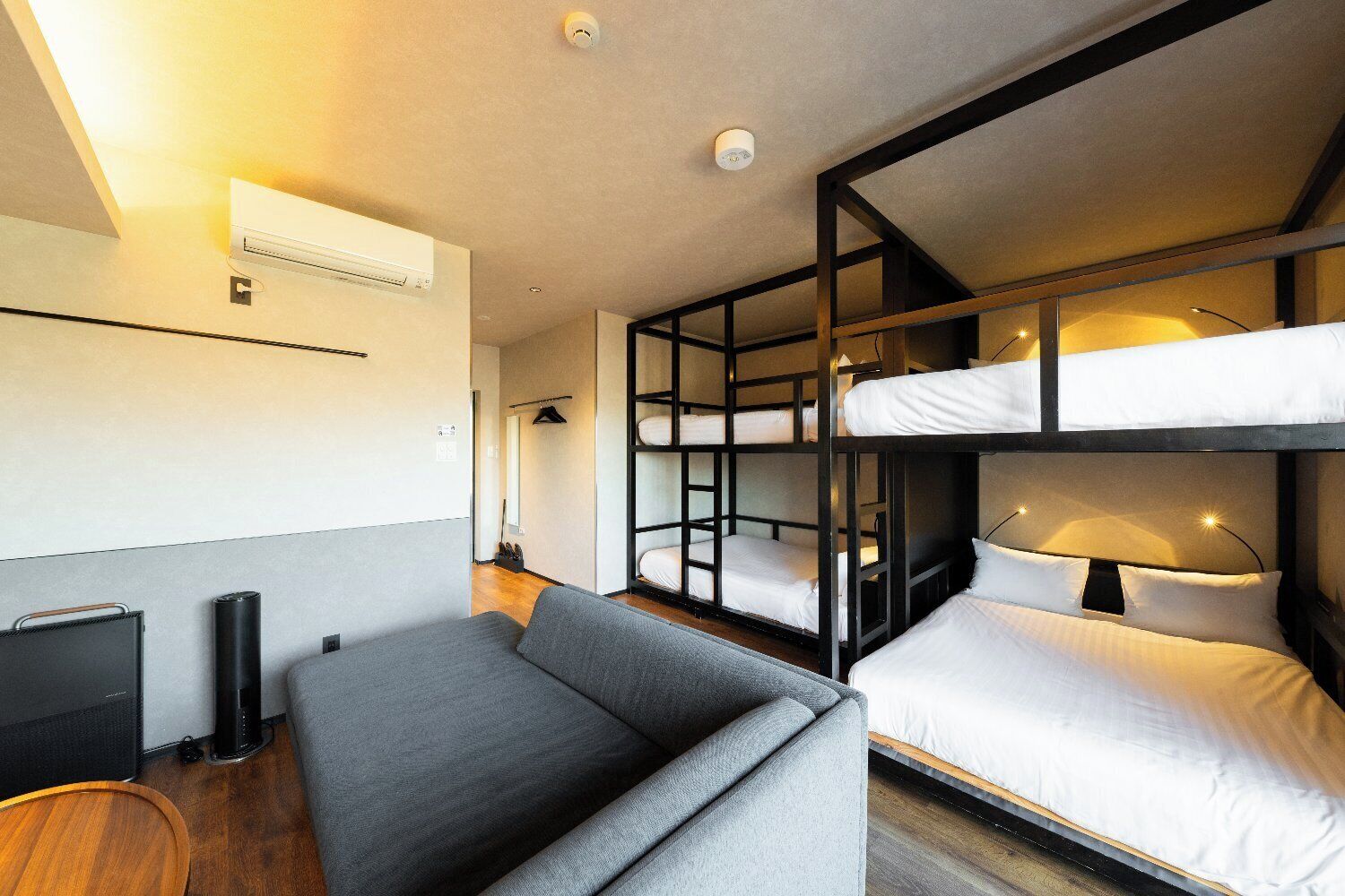 Room, Non Smoking | Free WiFi, bed sheets