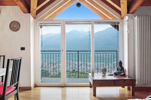 Apartment 'Casa Vacanze Il Mandala' with Mountain View, Garden & Wi-Fi
