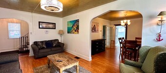 New Your Home Away From Home! - Near Great Lakes Naval Base!!
