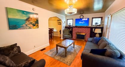New Your Home Away From Home! - Near Great Lakes Naval Base!!
