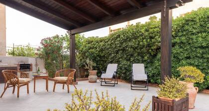 Villa 'Brezza di Limoni' close to the Sea with Terraces & A/C