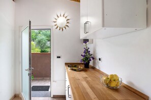 Interior - Apartment Rosmarino with Mountain View, Garden, Shared Pool and Wi-Fi (Garlenda)