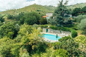 Pool - Apartment Rosmarino with Mountain View, Garden, Shared Pool and Wi-Fi (Garlenda)