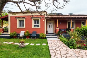 Exterior - Studio Apartment "Bozikis" with Wi-Fi, Garden und Balcony (corfu)