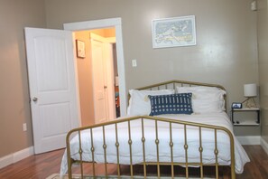 2 bedrooms, iron/ironing board, free WiFi, bed sheets - Cozy 2 Bedroom Apartment In Uptown New Orleans (New Orleans)