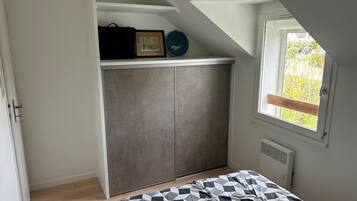 2 Schlafzimmer, Bügeleisen/Bügelbrett, kostenloses WLAN