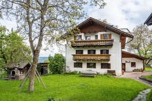 Exterior - Apartment 'Stablerhof - Löwenzahn' with Mountain View, Garden & Wi-Fi (Cornedo all' isarco)