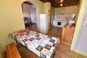 Interior - Apartment "Doudou Vercors" with Wi-Fi & Terrace (Lans-en-Vercors)