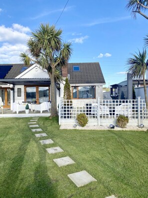 Panoramic Cottage, Ensuite, Sea View | Exterior - Seaview Cottage on the Island (Islandmagee)