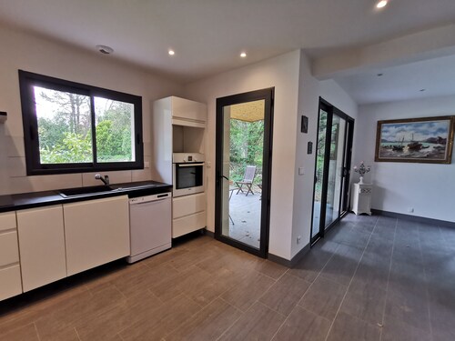 DOMAINE DE LA VALADE 1 km centre village