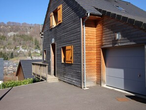 Exterior detail - Mont-Dore: 4-bedroom chalet with garage and terrace (Mont-Dore)