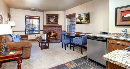 KBM Resorts: Walk to Slopes, Near Old Town Cbi-104