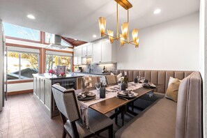 Townhome, 3 Bedrooms (Hot Tub, Sleeps 8 (BCC-1101)) | Interior