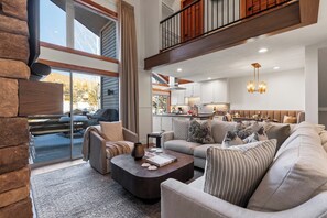 TV, fireplace - Boulder Creek 3 Bedrooms BCC-1101 by KBM (Park City)