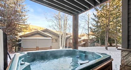 Boulder Creek 3 Bedrooms BCC-1101 by KBM