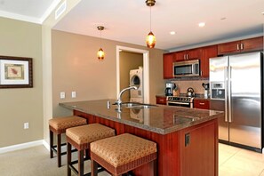 Microondas, horno, lavavajillas, tetera/pava eléctrica