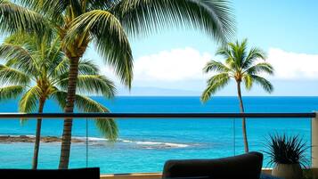 Condo (3 Bedrooms) | Vista frontal de la propiedad