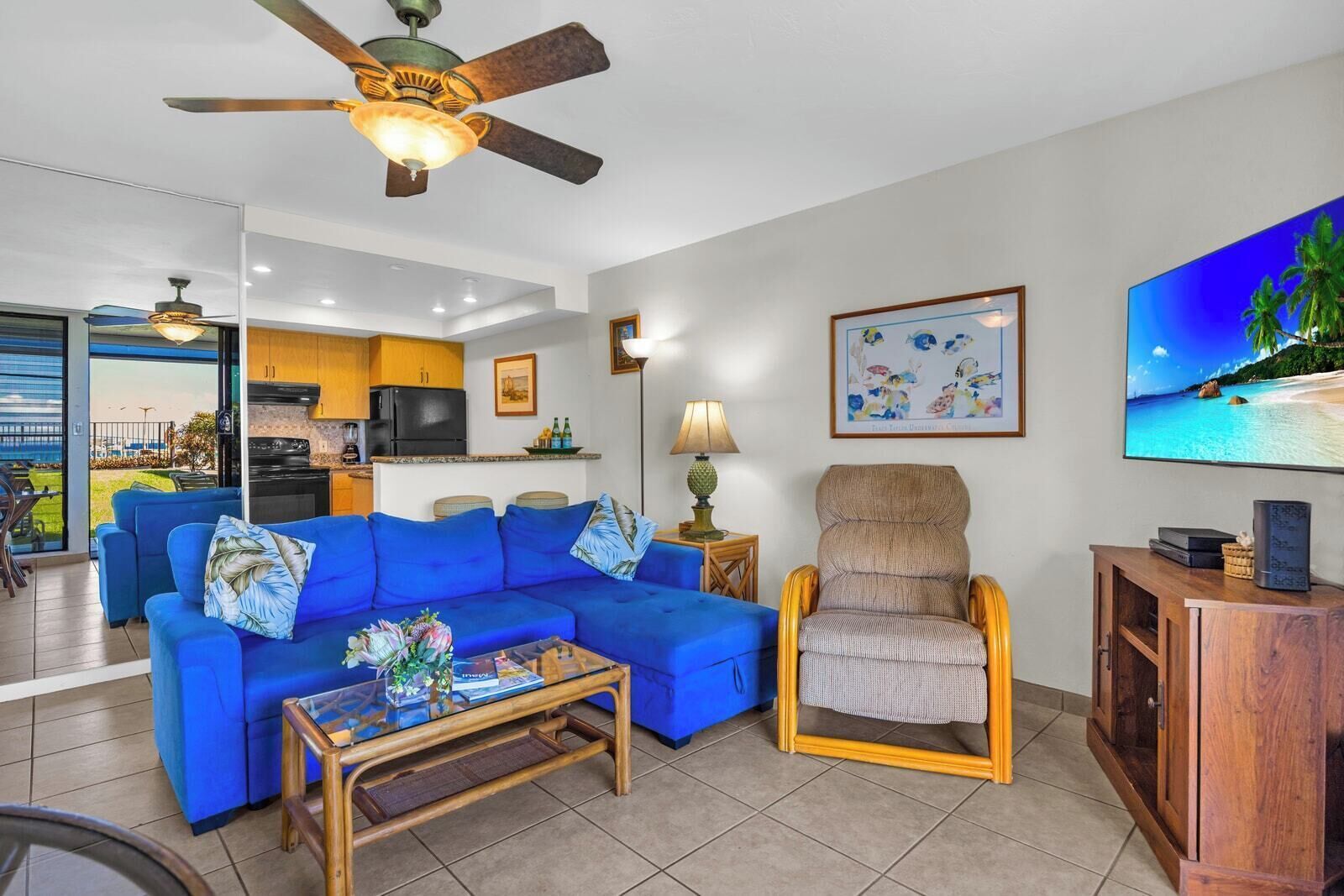 Condo (4 Bedrooms) | Front of property