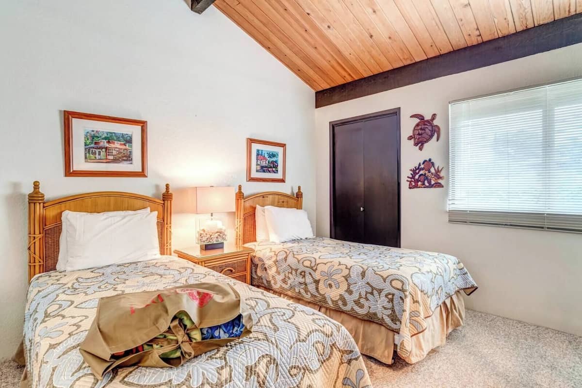 Condo (3 Bedrooms) | Front of property