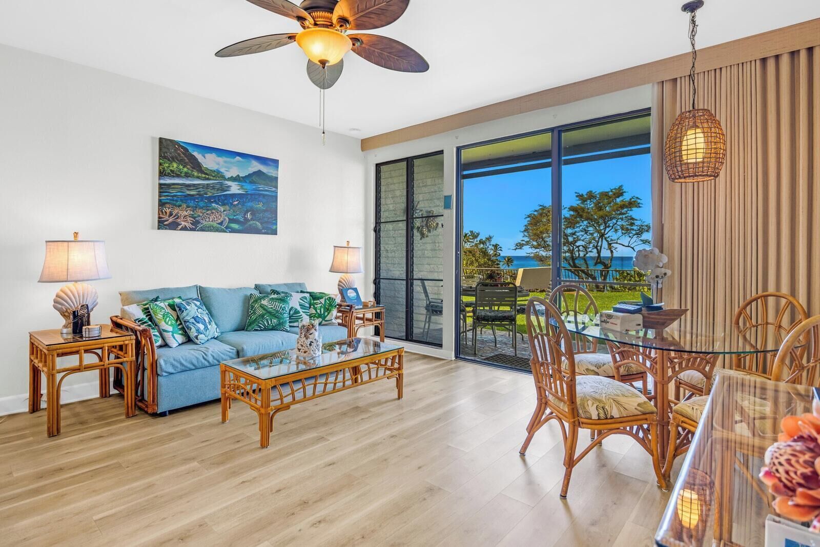 Condo (6 Bedrooms) | Front of property