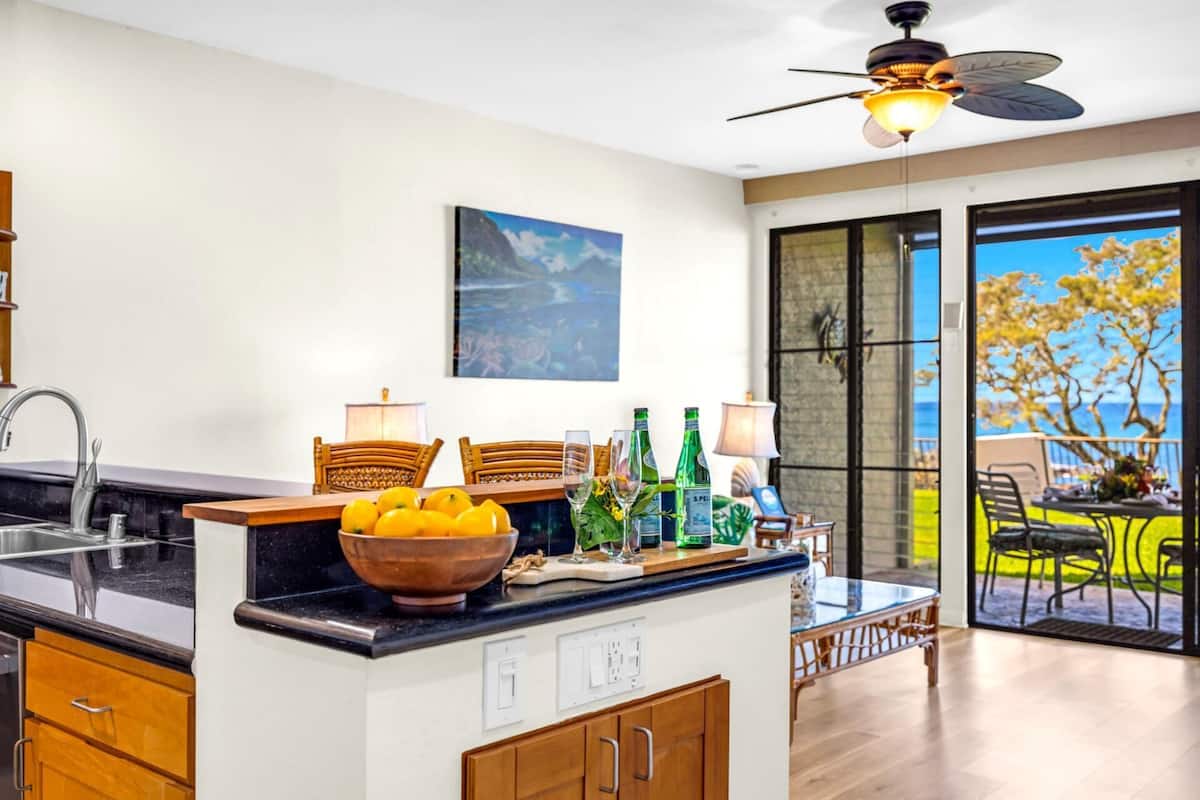 Condo (4 Bedrooms) | Front of property